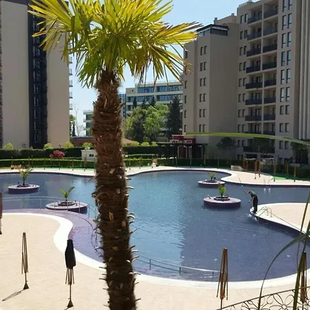 Royal Beach شقة